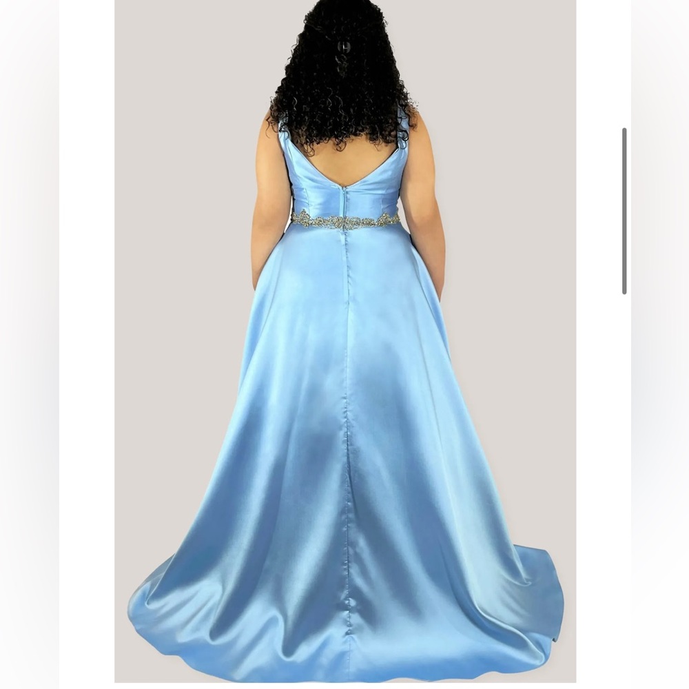 Blue prom dress